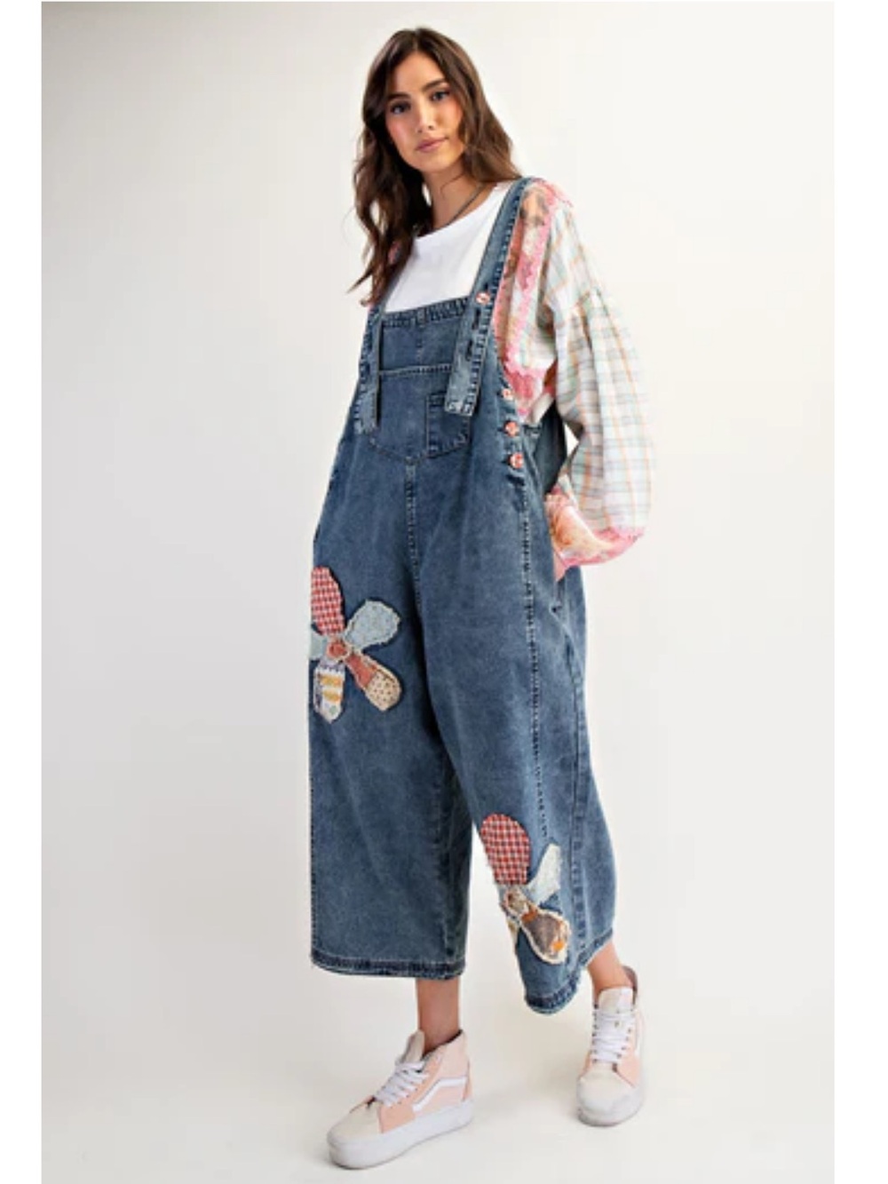 New:Easel Mixed Patchwork Flower Appliqué Boho Wide Leg Denim Jumper Overalls• M - Picture 3 of 7